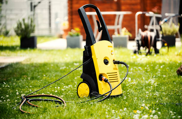Playground Equipment Cleaning in Iola, WI